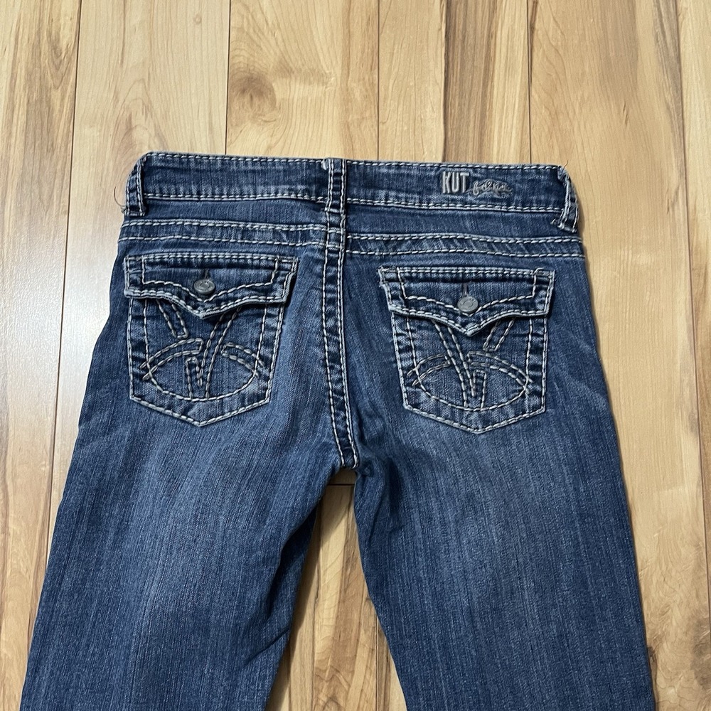 Kut‎ from the Kloth Bootcut Jeans Womens Sz 2 Low Rise Embroidered Pockets Denim